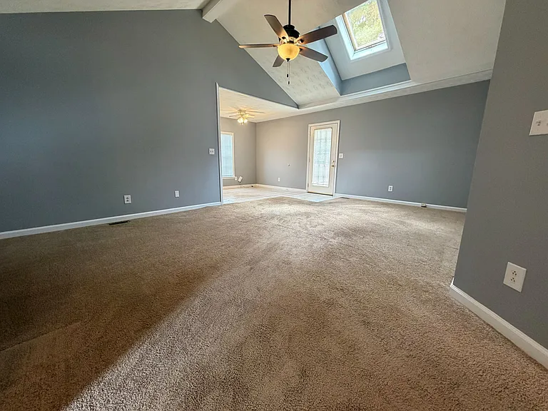 2510 Jones Blvd — Photo 3