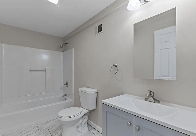209 N Patterson Park Ave — Photo 12