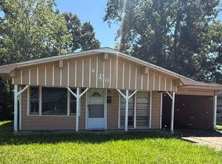 210 Myrna Loy Dr, Beaumont, TX 77705
