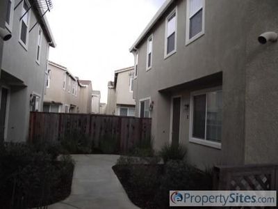 2070 Sierra View Cir Unit 2, Lincoln, CA, 95648