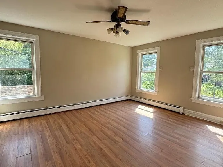 49 Mountain Ave #B — Photo 5
