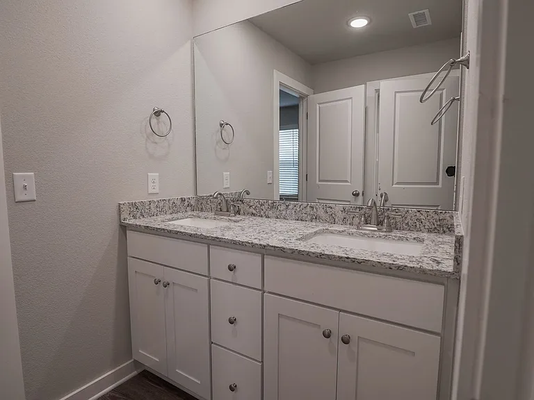 608 N Salem Rd — Photo 20