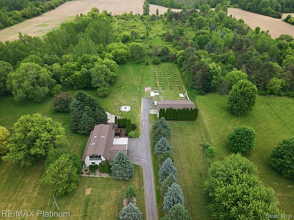 4th image of 4328 N Gale Rd