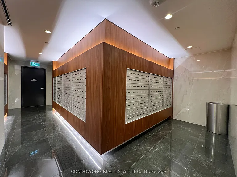 17 Bathurst St #3315 — Photo 13