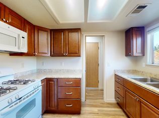 1444 Victor Ave #B, Redding, CA 96003