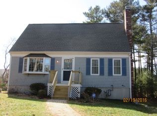 6 Burgee Ln, Wareham, MA 02571