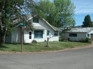380 3rd St, Imbler, OR 97841