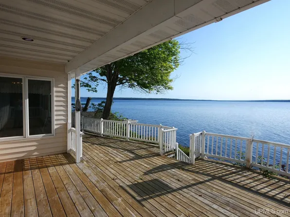 44418 Old 41 Rd, Chassell, MI 49916