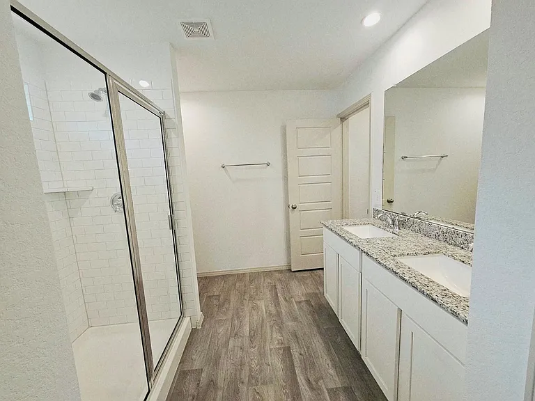 6710 Riplee St — Photo 15