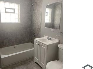 5347 S Justine St #1, Chicago, IL 60609