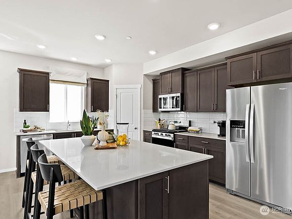 5th image of 871 SE 11th Place #38