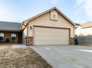 1810-1812 Clover Dr, Junction City, KS 66441