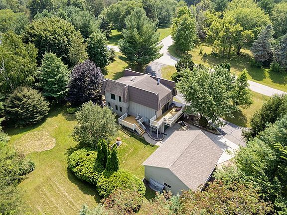 3rd image of 4365 E Tomahawk Ln