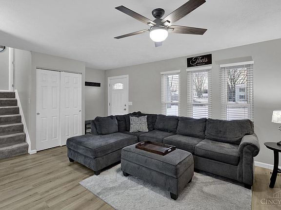 5th image of 7966 Country Green Ct