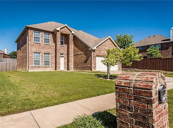 4th image of 2716 Elderberry Ln