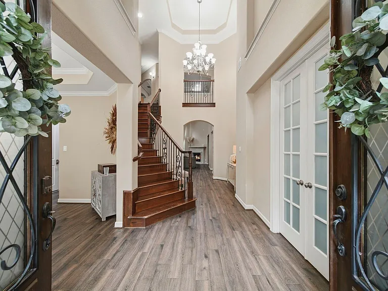 11 Marino Dr — Photo 3
