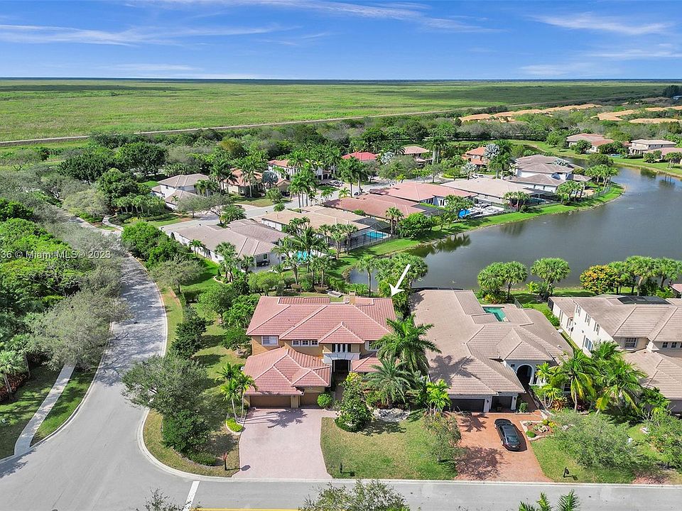 1st image of 7607 NW 127th Mnr