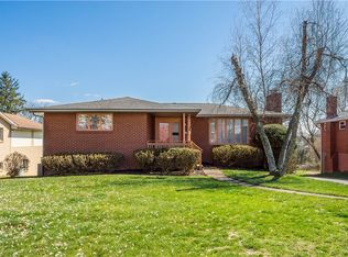 134 Maryland Dr, Carnegie, PA 15106