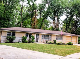 813 Deandell Ct, Saint Louis, MO
