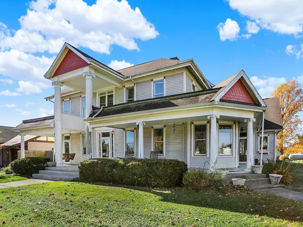 210 S Jackson St, Hartsville, IN 47244