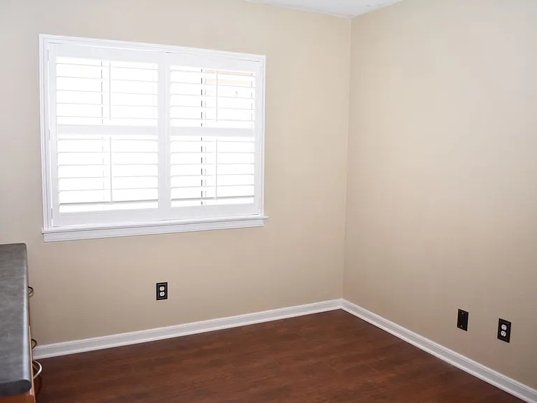 1281 Aguirre Dr — Photo 11