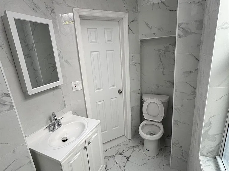 861 Castle Hill Ave — Photo 6