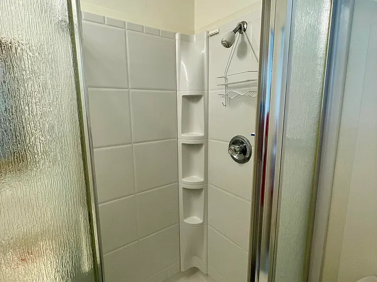 125 Lynnhurst Dr — Photo 26