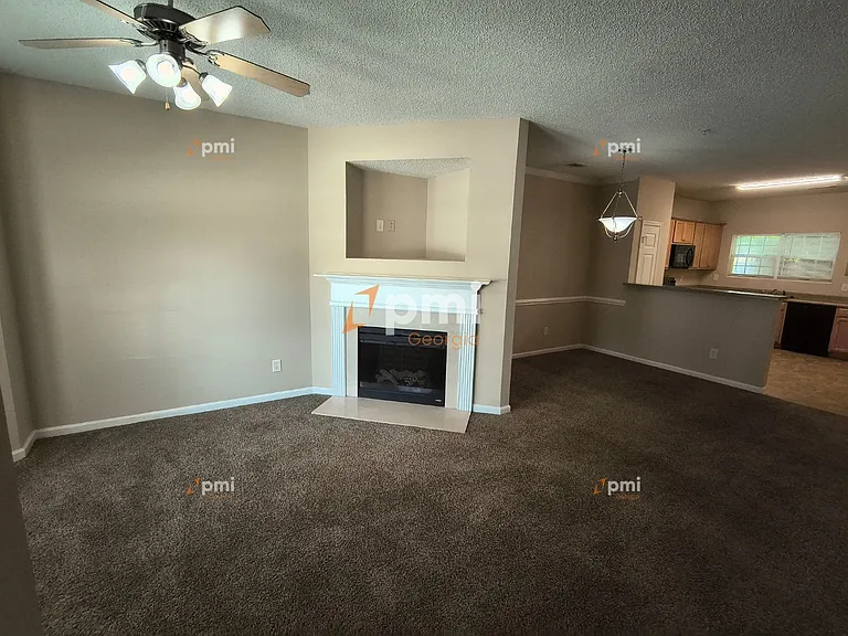 163 Chastain Way — Photo 4