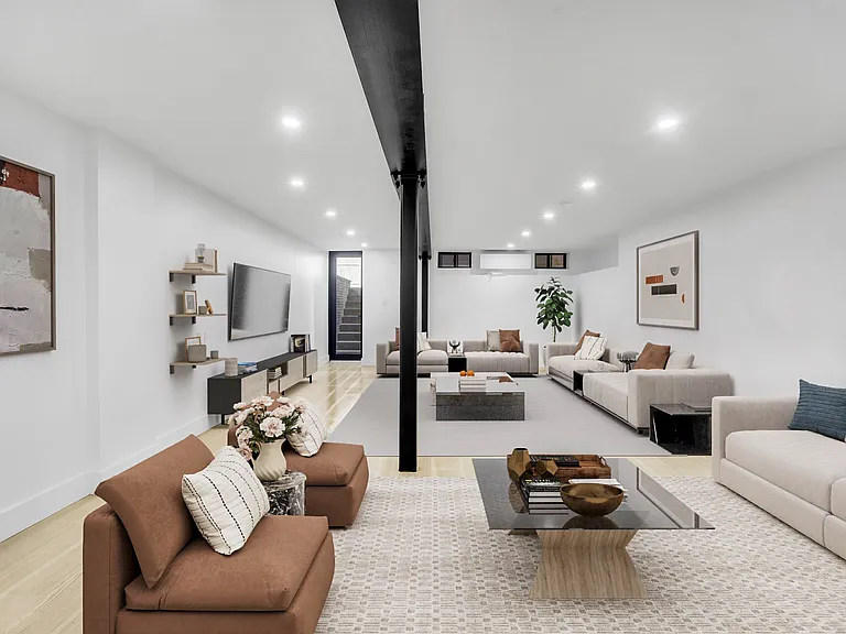 237 Ainslie St #1 — Photo 7