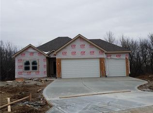 6827 Larson Ave, Kansas City, MO 64133