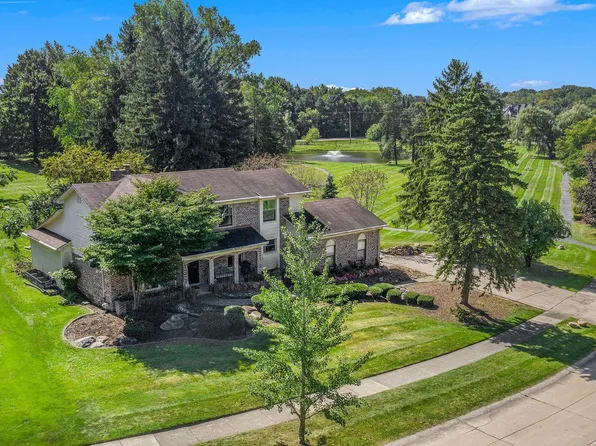 5078 Longview Dr, Troy, MI 48098