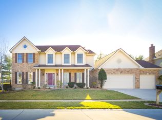 16846 Westglen Farms Dr, Ballwin, MO 63011