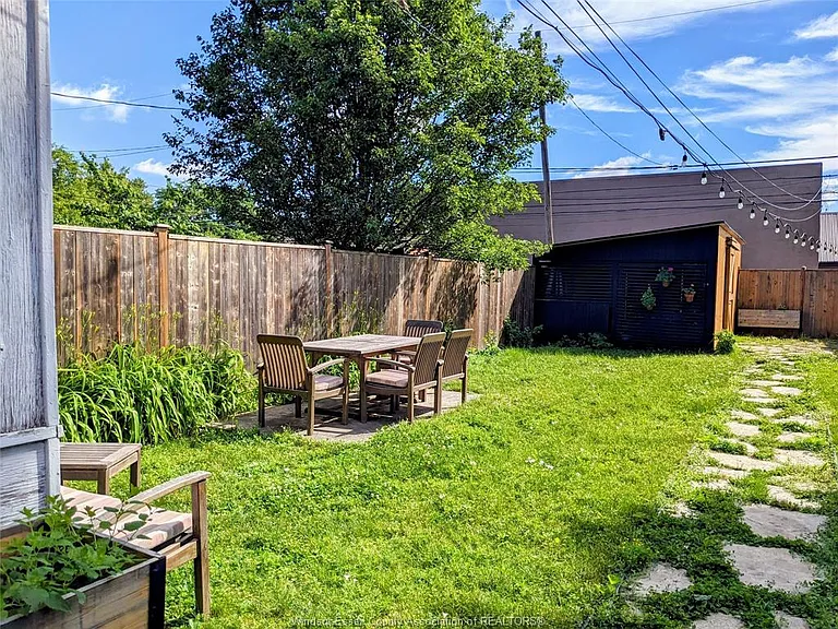 840 Monmouth Rd — Photo 22