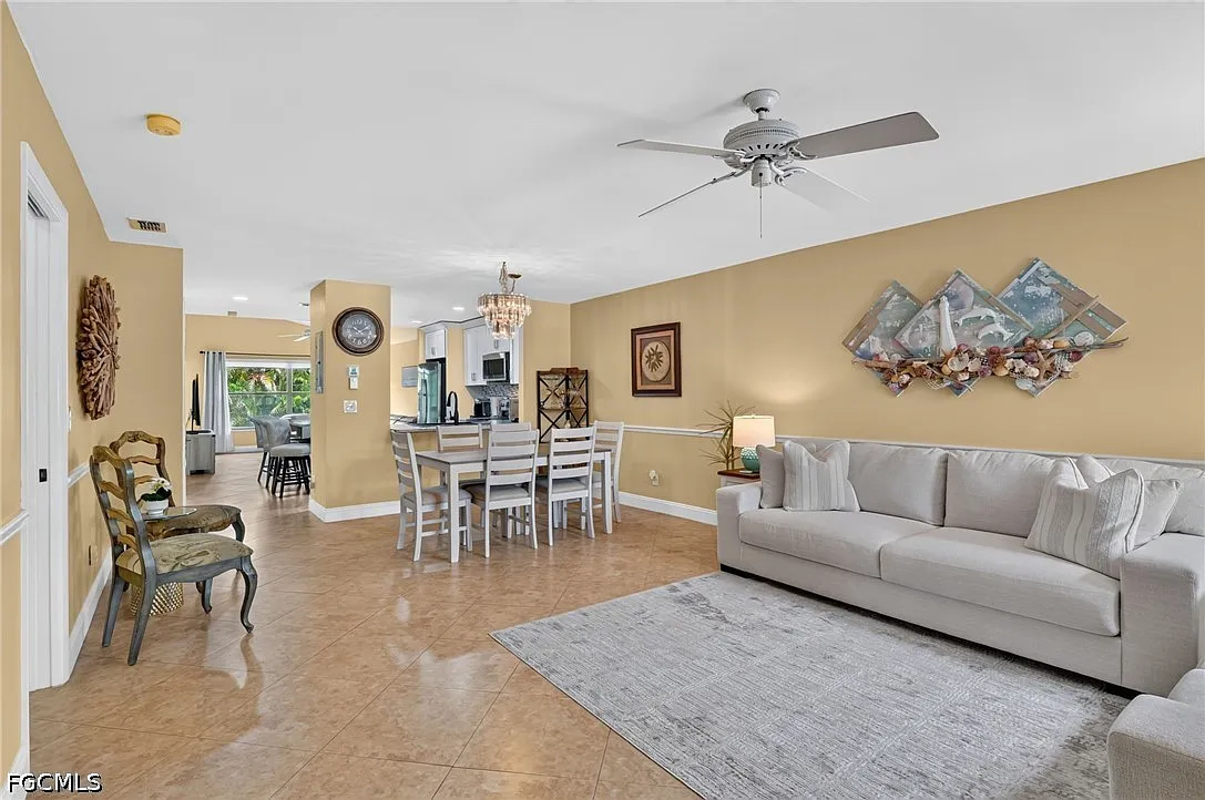 3 bed, 2.0 bath, 1346 sqft, $3,500 — Photo 3