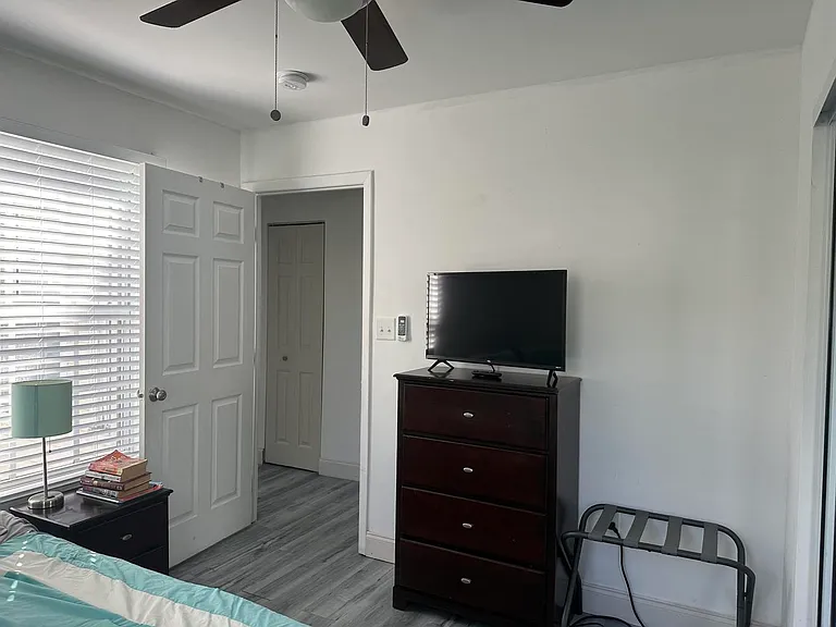 22D-2 Strand St — Photo 9