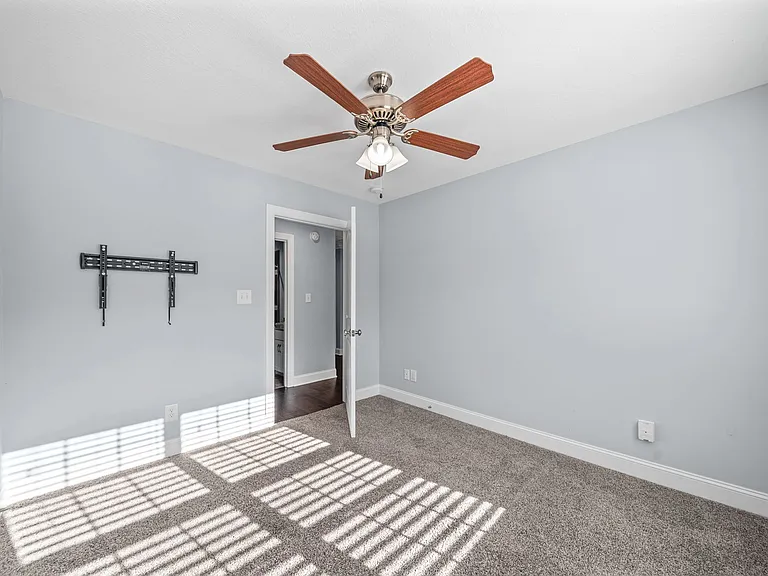 3753 Windmill Dr — Photo 21