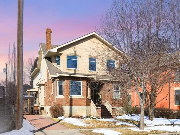 1727 E 24th St SW, Calgary, AB T3C 1J2