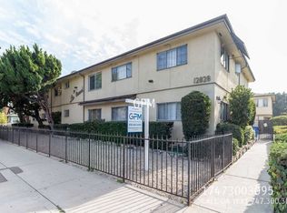 12828 Oxnard St APT 8, North Hollywood, CA 91606