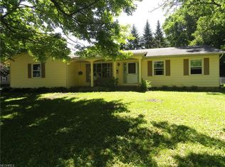 4290 Brixton Dr, Stow, OH 44224