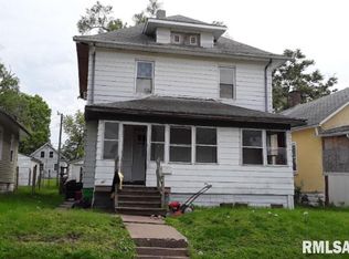 916 14th Ave, Rock Island, IL 61201