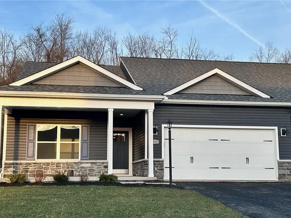 3049 Audrey Dr, Greensburg, PA 15601