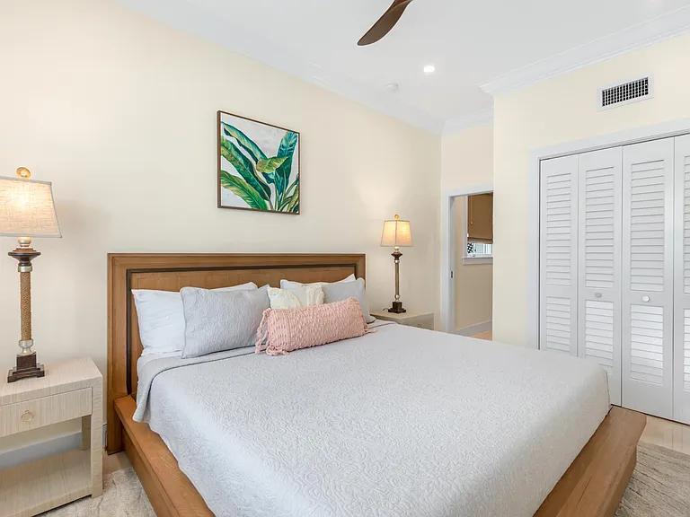 710 Caroline St — Photo 18