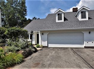 5750 Emerald Ridge Pkwy #A, Solon, OH 44139