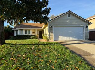 433 Alamine Dr, Redding, CA 96003
