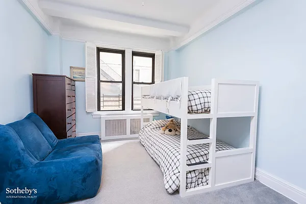 Sold by Sotheby's International Realty | media 8