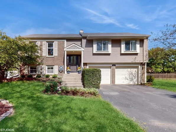443 Waterbury Ct, Naperville, IL 60565