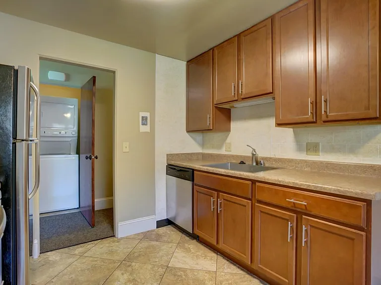 4910 Ascot Ln #2 — Photo 8