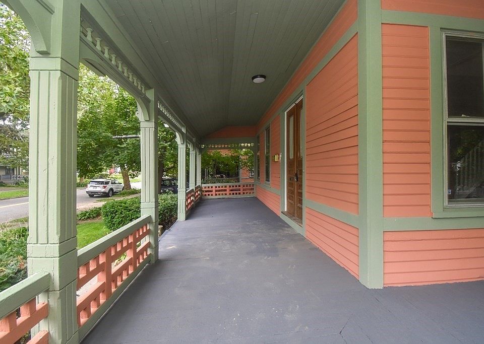 178 Thompson St, Springfield, MA 01109 Zillow