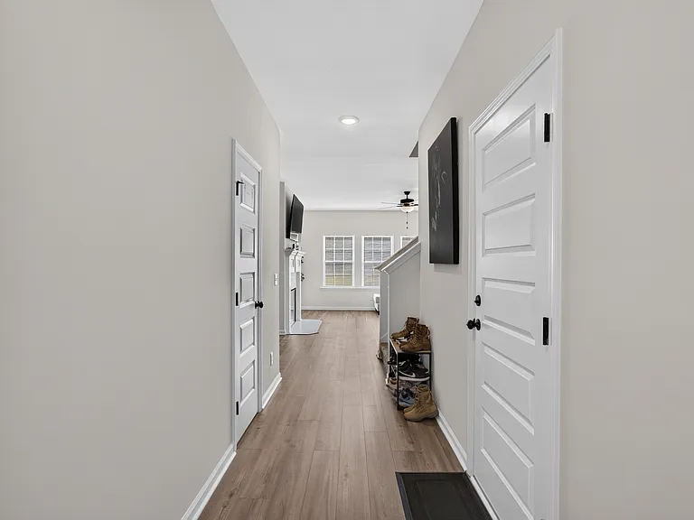 118 Juniper Dr — Photo 11
