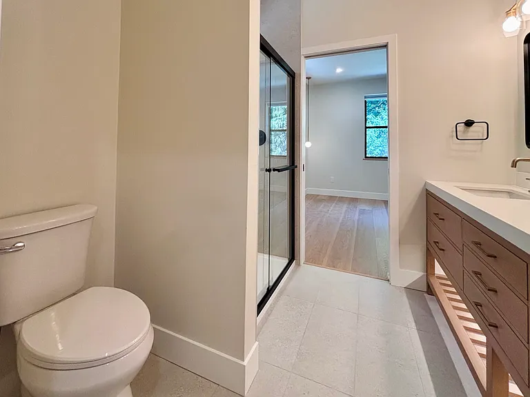 2157 Ash St — Photo 34